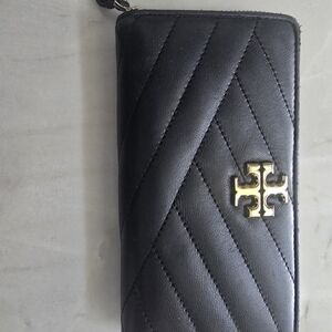 Black quilted chevron Kira Tory Burch continental wallet